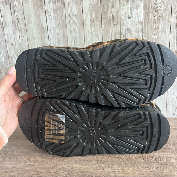 UGG Fluffita Flatform Leopard Print Fuzzy Slides Size 8 - Picture 5 of 5